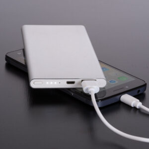 Power-bank-Metal-com-Indicador-Led-6992d5-1582025880
